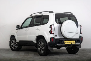 Внедорожник ВАЗ (LADA) Niva Travel 2024 года, 1389000 рублей, Томск