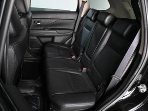 Внедорожник Mitsubishi Outlander 2017 года, 2029000 рублей, Ростов-на-Дону