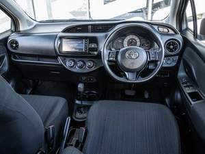 Хетчбэк Toyota Vitz 2019 года, 1199000 рублей, Ставрополь