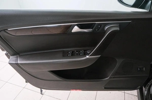 Седан Volkswagen Passat 2012 года, 1259000 рублей, Красноярск