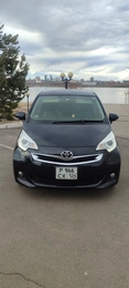 Хетчбэк Toyota Ractis 2016 года, 965000 рублей, Красноярск