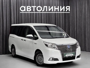 Минивэн Toyota Esquire 2015 года, 1849000 рублей, Красноярск