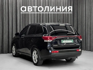 Внедорожник Mitsubishi Outlander 2012 года, 1580000 рублей, Красноярск