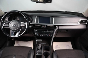 Седан Kia Optima 2019 года, 1879000 рублей, Тюмень