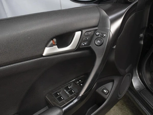 Седан Honda Accord 2008 года, 1230000 рублей, Омск