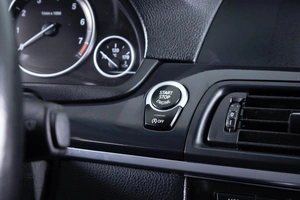 Седан BMW 5 серия 2012 года, 1869000 рублей, Пермь