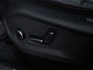 Внедорожник Geely Monjaro 2023 года, 3210000 рублей, Воронеж