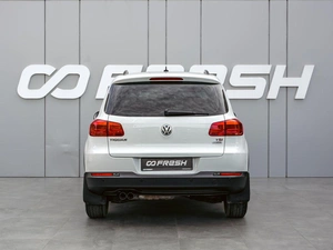 Внедорожник Volkswagen Tiguan 2015 года, 1690000 рублей, Краснодар