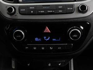 Седан Hyundai Solaris 2018 года, 1299000 рублей, Тюмень