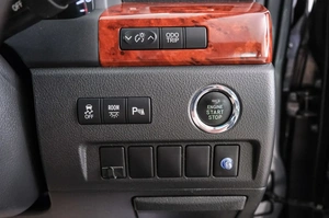 Минивэн Toyota Vellfire 2010 года, 2389000 рублей, Красноярск