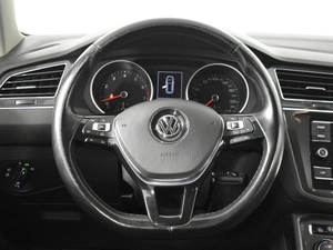 Внедорожник Volkswagen Tiguan 2017 года, 1847100 рублей, Казань