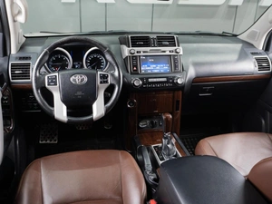 Внедорожник Toyota Land Cruiser Prado 2014 года, 3399000 рублей, Тюмень