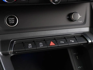 Внедорожник Audi Q3 2026 года, 4017000 рублей, Воронеж