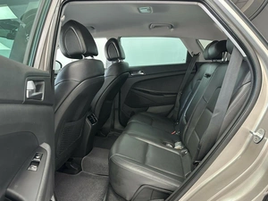 Внедорожник Hyundai Tucson 2016 года, 2340000 рублей, Красноярск
