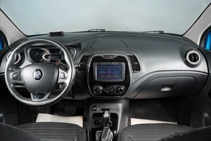 Внедорожник Renault Kaptur 2016 года, 1599000 рублей, Тюмень