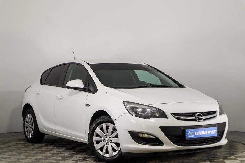 Хетчбэк Opel Astra 2013 года, 789000 рублей, Пермь