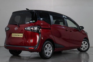 Минивэн Toyota Sienta 2019 года, 1669000 рублей, Челябинск