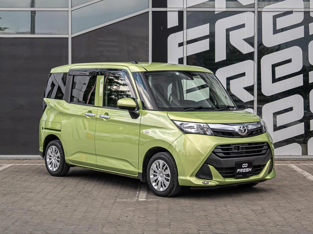Хетчбэк Toyota Tank 2018 года, 1230000 рублей, Краснодар