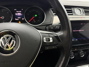 Седан Volkswagen Passat 2017 года, 2174000 рублей, Орёл