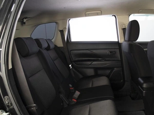 Внедорожник Mitsubishi Outlander 2013 года, 1150000 рублей, Омск