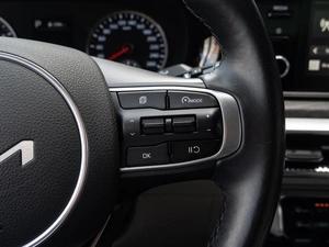 Седан Kia K5 2021 года, 3170000 рублей, Краснодар