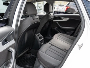 Седан Audi A4 2015 года, 2490000 рублей, Краснодар