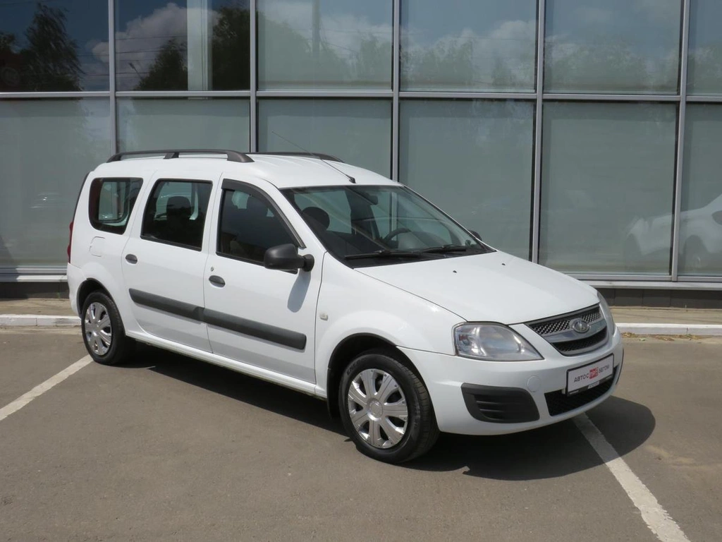 Универсал ВАЗ (LADA) Largus 2017 года, 899000 рублей, Брянск