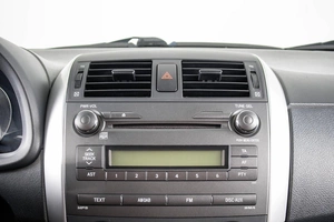 Седан Toyota Corolla 2011 года, 1199000 рублей, Пермь