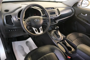 Внедорожник Kia Sportage 2013 года, 1449000 рублей, Омск