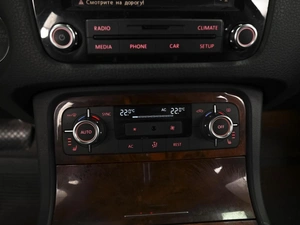 Внедорожник Volkswagen Touareg 2012 года, 1998000 рублей, Ставрополь