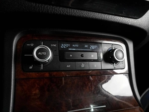 Внедорожник Volkswagen Touareg 2014 года, 2399000 рублей, Воронеж