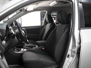 Внедорожник Toyota RAV4 2010 года, 1411000 рублей, Омск
