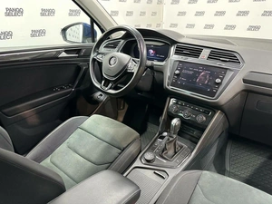 Внедорожник Volkswagen Tiguan 2018 года, 2746667 рублей, Красноярск