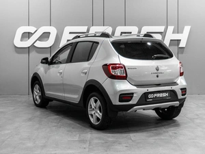 Хетчбэк Renault Sandero Stepway 2016 года, 980000 рублей, Тюмень