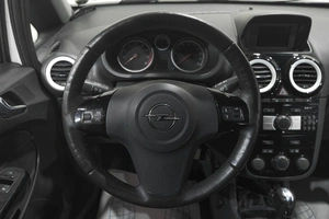 Хетчбэк Opel Corsa 2012 года, 649000 рублей, Новокузнецк