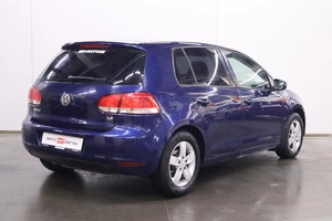 Хэтчбек Volkswagen Golf 2012 года, 920000 рублей, Брянск