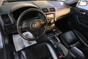 Седан Honda Accord 2007 года, 939000 рублей, Омск