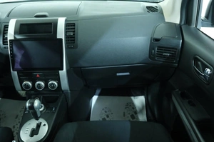 Внедорожник Nissan X-Trail 2011 года, 1449000 рублей, Омск