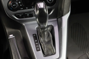 Хетчбэк Ford Focus 2012 года, 829000 рублей, Новосибирск