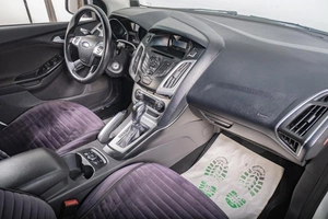 Хетчбэк Ford Focus 2012 года, 799000 рублей, Томск
