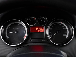 Хетчбэк Peugeot 308 2012 года, 619325 рублей, Москва
