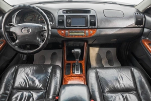 Седан Toyota Camry 2003 года, 949000 рублей, Барнаул