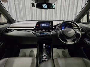 Внедорожник Toyota C-HR 2017 года, 2100000 рублей, Красноярск