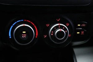 Хетчбэк Kia Rio 2012 года, 833000 рублей, Солонцы