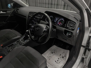 Универсал Volkswagen Golf 2017 года, 1539000 рублей, Красноярск