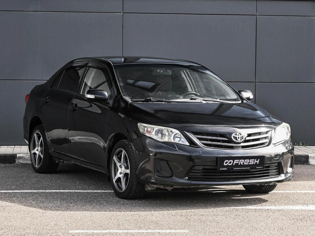 Седан Toyota Corolla 2010 года, 1044000 рублей, Кирилловка