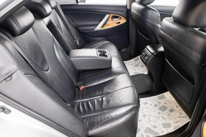 Седан Toyota Camry 2006 года, 1169000 рублей, Барнаул