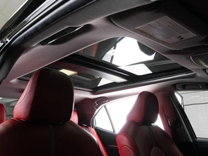 Седан Toyota Camry US Market 2018 года, 2869000 рублей, Тюмень