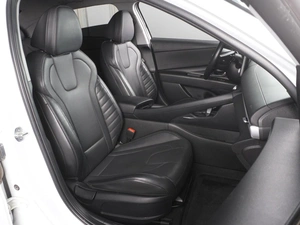 Седан Hyundai Elantra 2023 года, 2449000 рублей, Минеральные Воды