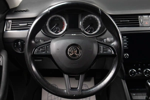 Лифтбек Skoda Octavia 2019 года, 1699000 рублей, Оренбург